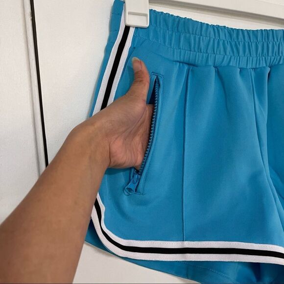 Half heart blue shorts - Picture 5 of 5